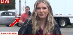 Prekinuli uživo program zbog bizarnog gesta slučajnog prolaznika: “Šta sam, dođavola, upravo odgledao?” (VIDEO)